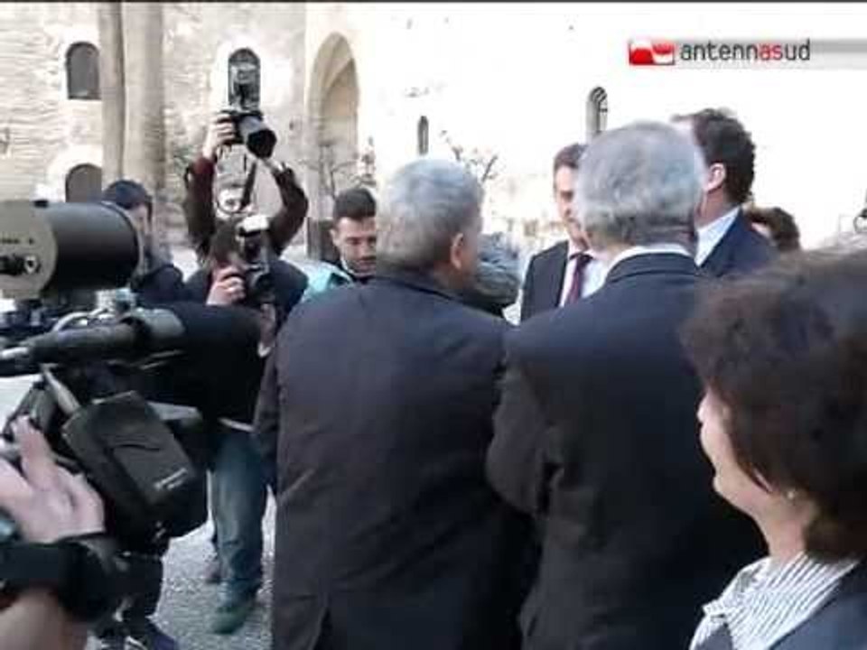 TG 31.03.12 Il ministro Ornaghi a Bari a tu per tu con Vendola