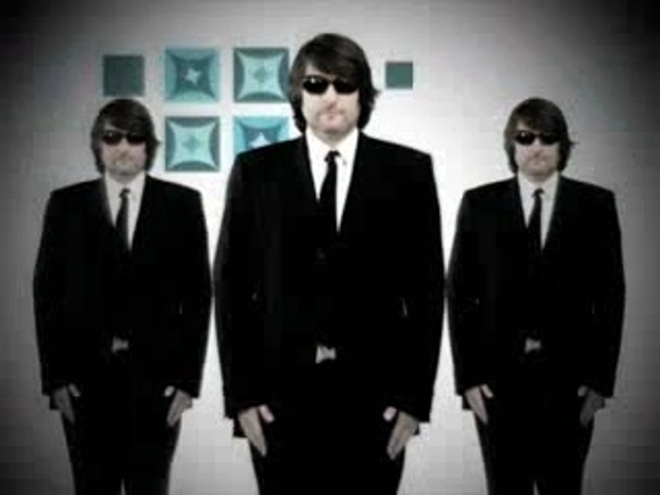 Bikini Machine - Shake