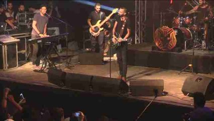 Censura agranda el éxito de grupo que puso música a la revolución egipcia