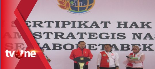 Jokowi Kembali Bagikan Sertifikat Tanah Kepada Warga Jabodetabek