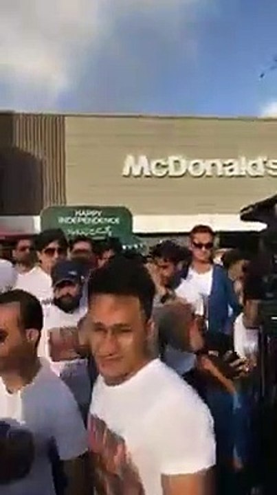 Hania Kahan Bethege What Fahad Mustafa Replied