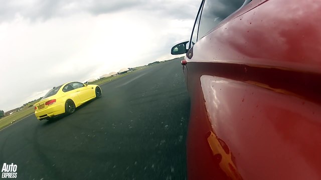 Audi RS5 vs BMW M4 & BMW E92 M3 drag race