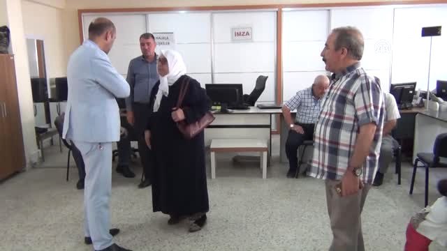 Nüfus Müdürlükleri Şehit Aileleri ve Gaziler İçin Mesai Yaptı