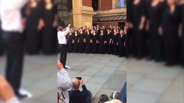 Catalan choir pays tribute to victims of Barcelona attack