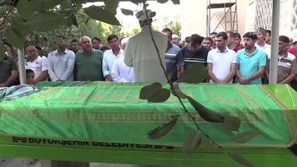 Tortum'da Dün Meydana Gelen Kazada Ölen 2 Kardeşin Cenazesi Toprağa Verildi