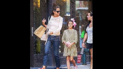 Suri Cruise dons sweet outfit during mother-daughter shopping trip
