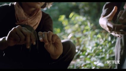 D'abord, ils ont tué mon père Bande Annonce ✩ Angelina Jolie