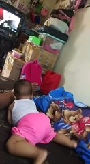 Lucu anak ketawa ngakak