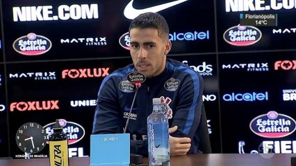 Corinthians perde a primeira, mas mantém folga na liderança do Brasileirão