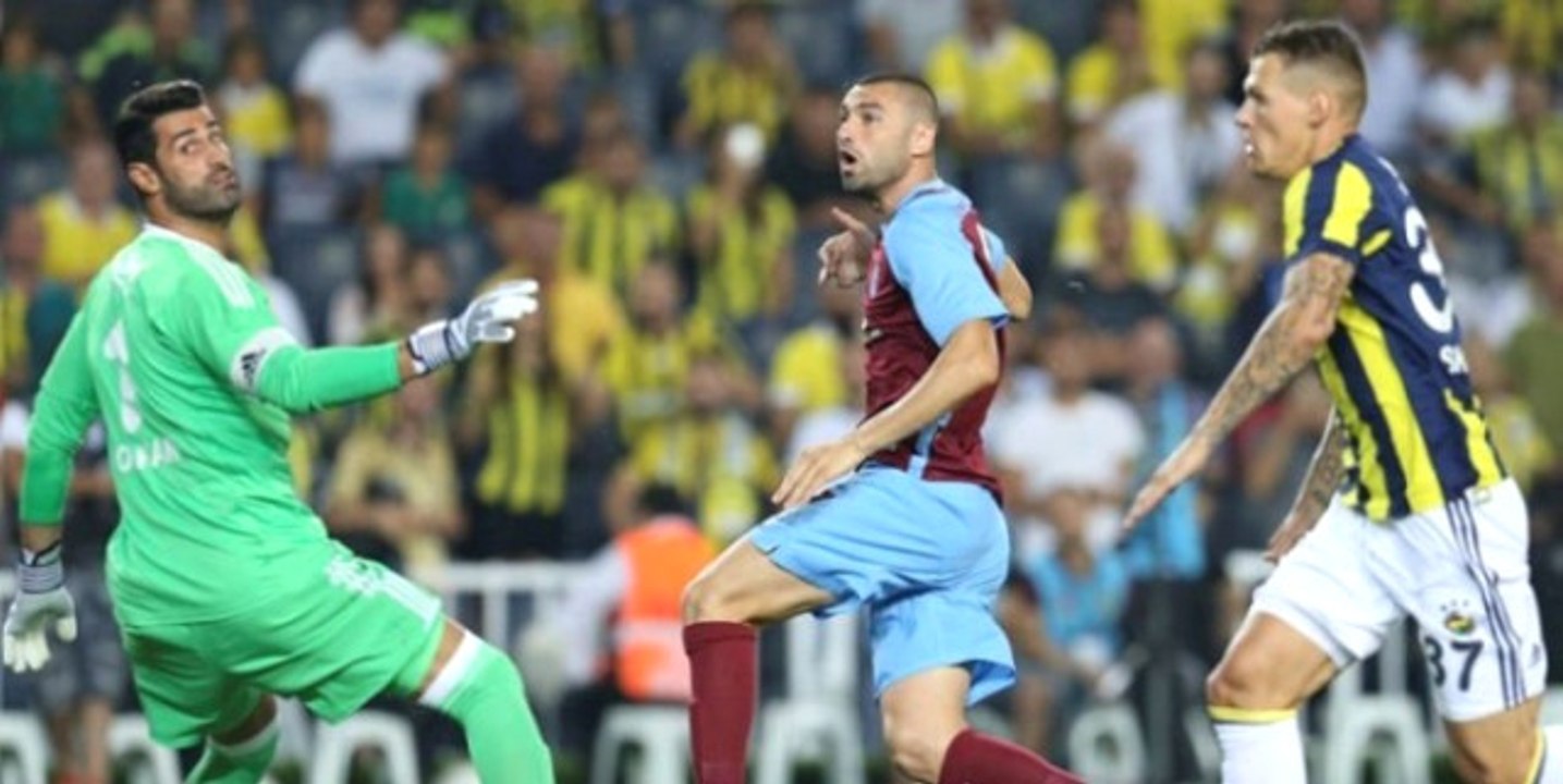 Fenerbahçeli Taraftarlar, Trabzonspor Maçında Hatalı Gol Yiyen Volkan'ı Islıkladı