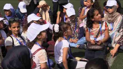 Un centenar de niños gazatíes visitan por primera vez Jerusalén y Cisjordania