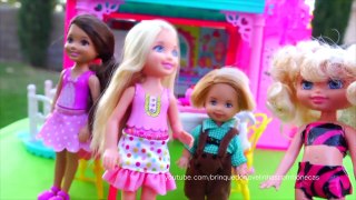 Barbie em português - Os Amigos da Chelsea Não Querem Brincar com Ela -Brinquedonovelinhas-al_R9caaDJM