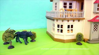 História Infantil O Lobo e os Sete Coelhinhos com Brinquedos da Calico Critters -Brinquedonovelinhas-v5zCdfw5Gf4