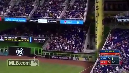 Dee Gordon emotional homerun for Jose Fernandez