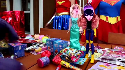 Spiderman & Frozen Elsa DOLL MAGIC SPELL! Wonder Woman! Batgirl! Joker Superhero Fun in Real Life!-ewUSEkI8ucY
