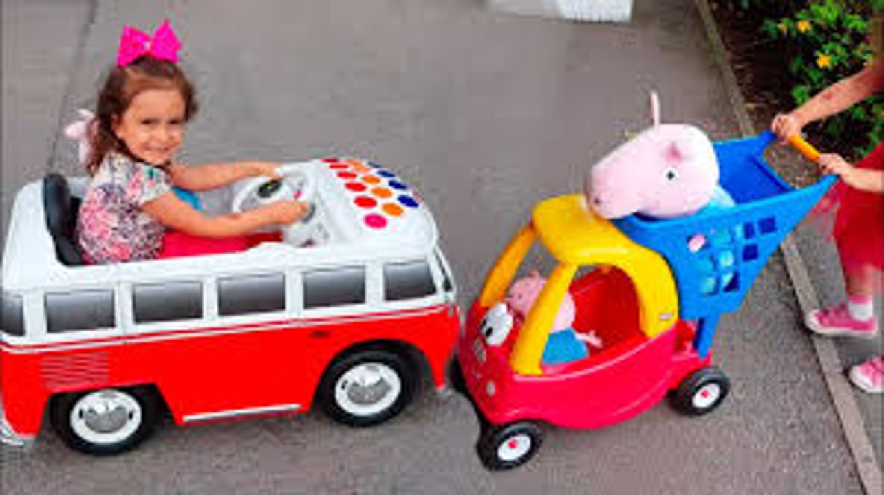 The Wheels on the Bus-This Little Piggy Went To Market- Cozy Cart with Peppa Pig