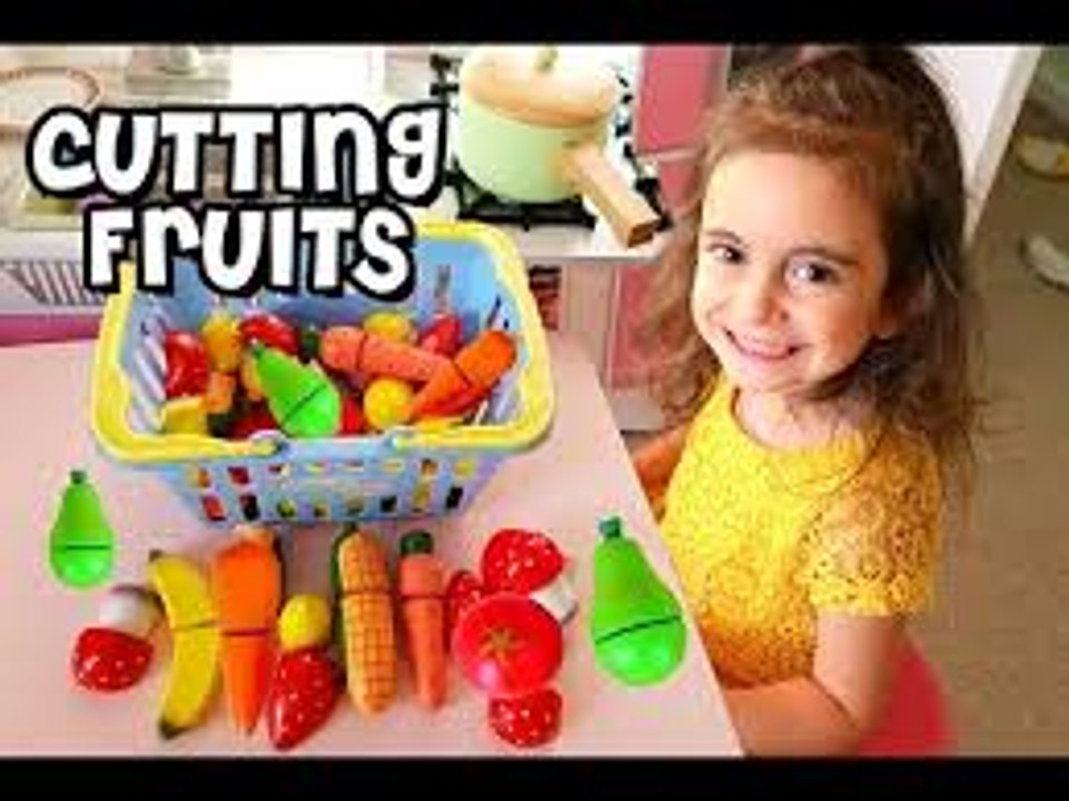 Toy Cutting  Fruits Vegetables - Playtime with Little girl - Learn Colors for Kids Play