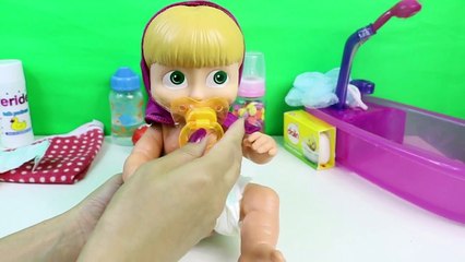 Masha Bebek Yeni Oyuncak Maşa Kako Yaptı Mama Yedi Yıkandı.