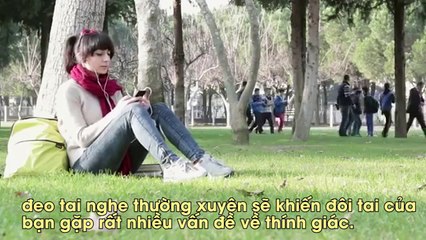 Không chỉ mất thính giác, đeo tai nghe thường xuyên còn rất nguy hiểm