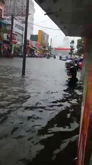 Thừa Thiên Huế ngập trong biển nước