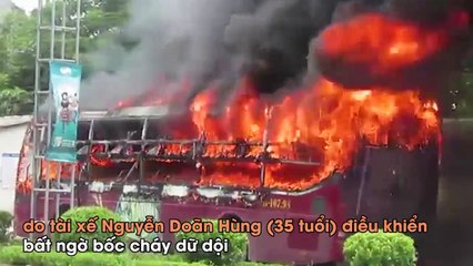 Xe giường nằm của Sài Gòn bốc cháy dữ dội tại Nghệ An"