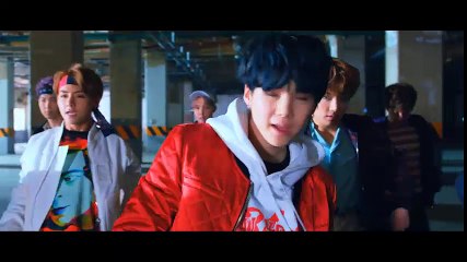 Những lý do lý giải năm 2017 là năm của BTS