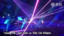Toàn cảnh Huỳnh Hiểu Minh bi trai đẹp gạ hôn trên sân khấu