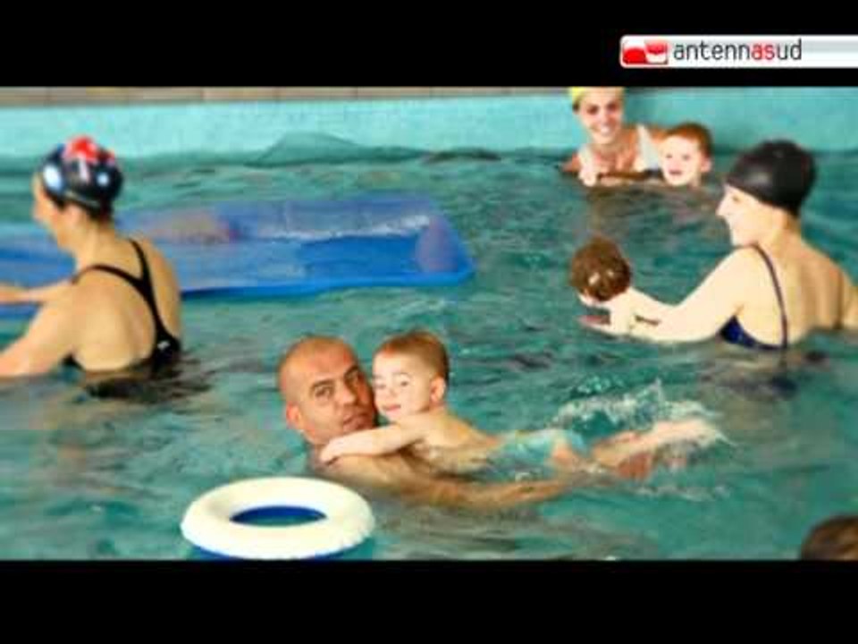 TG 29.05.12 Grande successo del nuoto baby ai "Delfini" di Bari