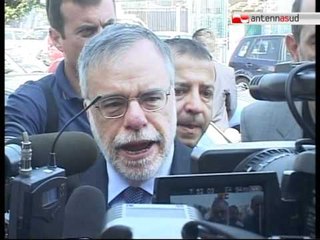 TG 04.06.12 Ministro Riccardi agli studenti di Brindisi: "Bisogna avere pazienza"