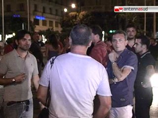 TG 09.07.12 Tensione al Petruzzelli, i dipendenti urlano: "Fuortes a casa"