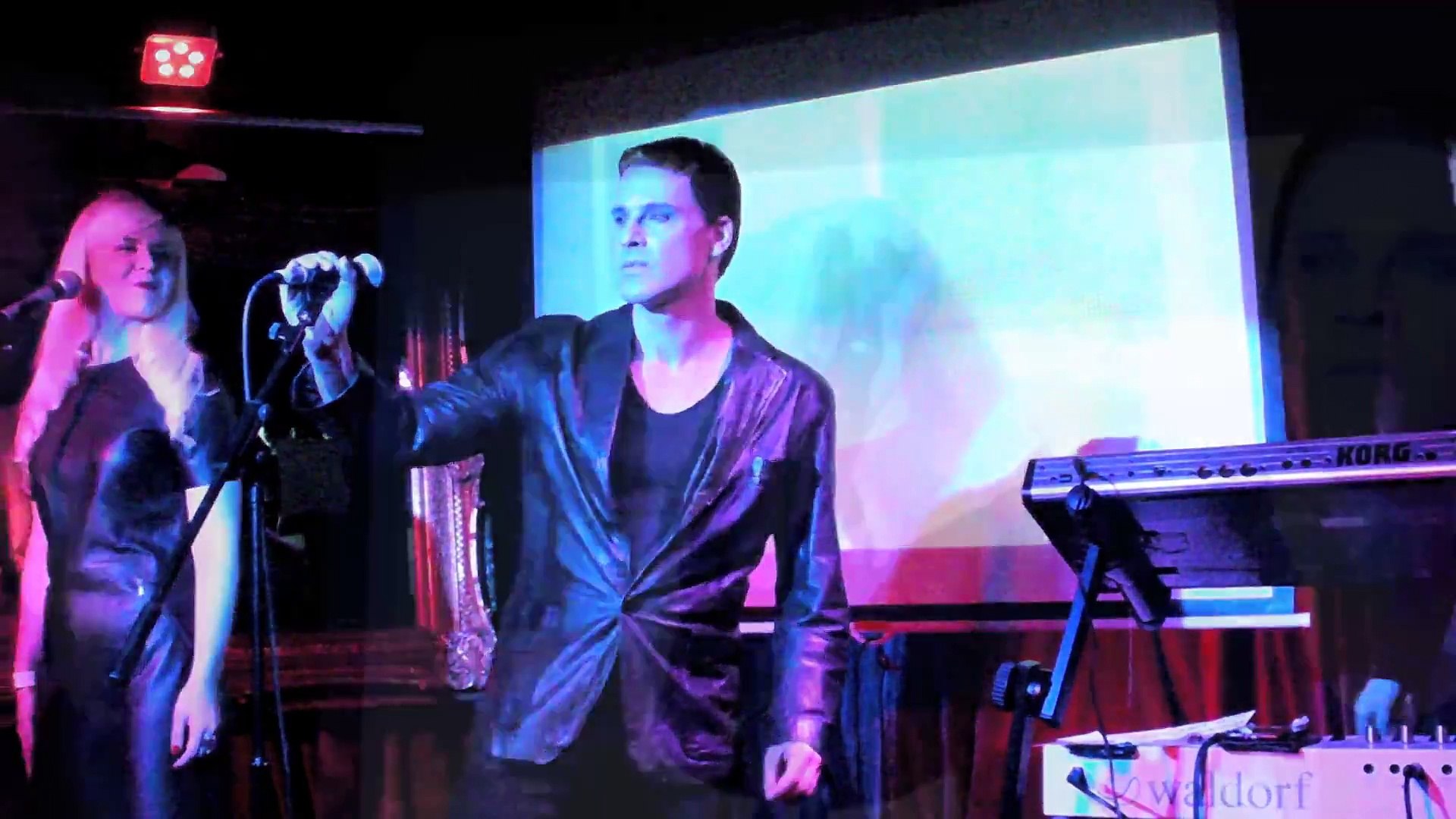 ⁣Steven Jones and Logan Sky - Maria (@ Synthwave festival, London, April 2017)