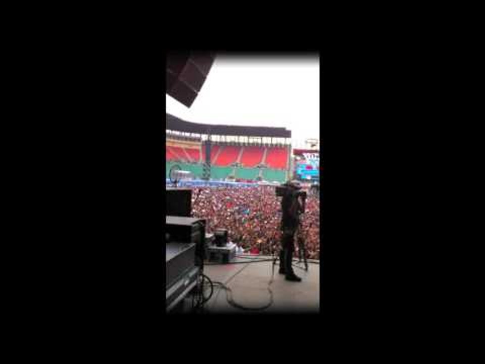 Vive Latino 2010 Reggae Fidel Nadal  Jah Fabio 'Picadura de Avispa en vivo'