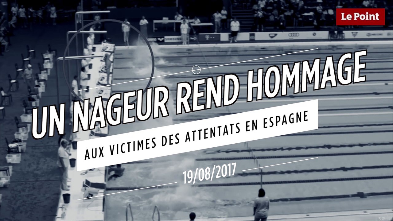 Un nageur rend hommage aux victimes des attentats en Espagne