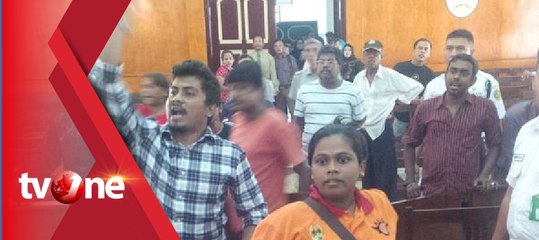 Pelaku Pembunuhan Dibebaskan Hakim, Keluarga Korban Mengamuk di Pengadilan