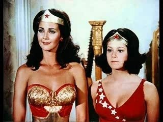 Wonder Girl: Tributo a Debra Winger.