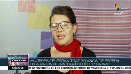 Mujeres chilenas celebran legalización del aborto en 3 causales