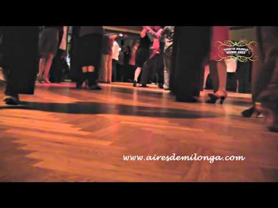 Berlin, milongueando en  Ballhaus Walzerlinksgestrickt milonga, tango en elemania