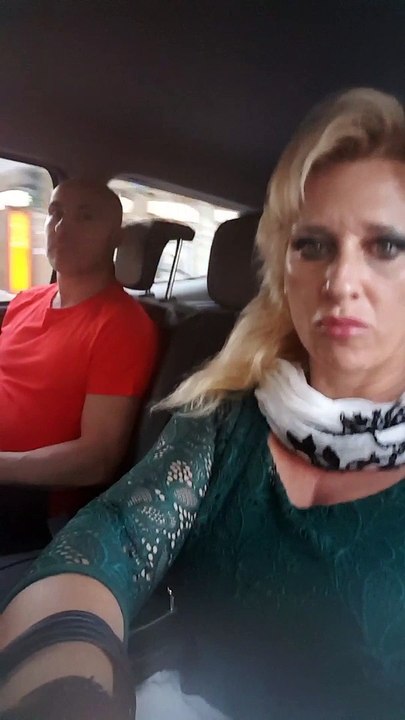 viky moore e luca borromeo viaggio in taxy - Viky Moore