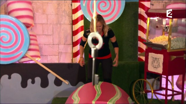 Enora Malagré à l'épreuve des cylindres de Fort Boyard