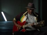 Gibson Guitar Hero Video: Johnny Jones & Blues Guitar Style