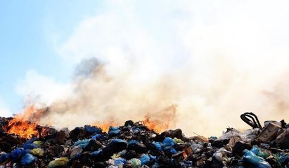 Bodrum'da katı atık depolama alanında yangın