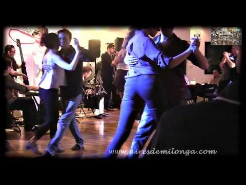 Abrazando Tangos, milonga de Buenos Aires