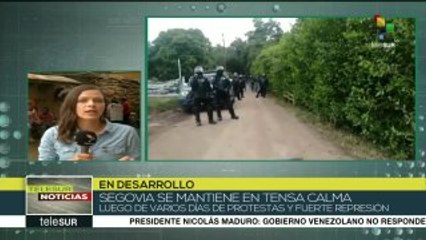 Скачать видео: Mineros colombianos viven tensa calma por la represión a sus protestas