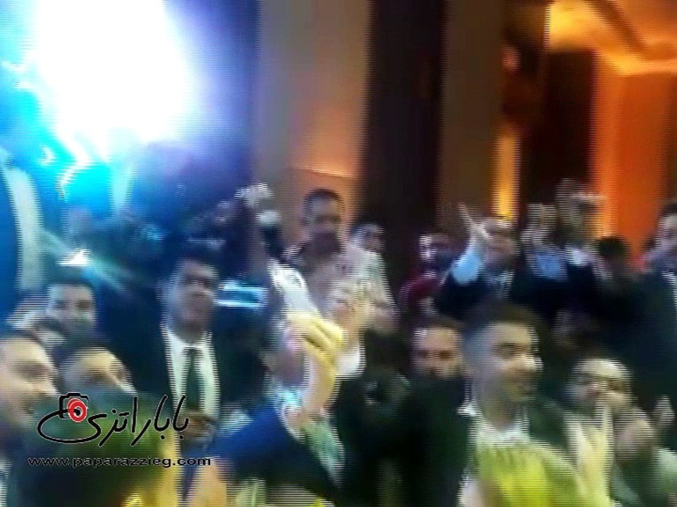 حماقي ومحمد امام يشعلون حفل زفاف مصطفي خاطر بـ"واحده واحده"