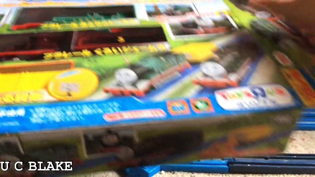 Tomy Plarail Original Thomas & Black James unboxing review & first run