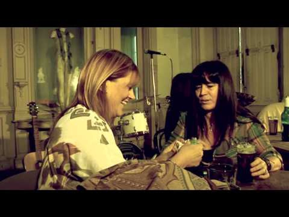 La Valvular - Charlamos (video oficial)