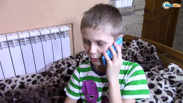 ДОКТОР Делает Укол и Лечит Ветрянку ВРЕДНЫЕ ДЕТКИ Видео для детей Play doctor