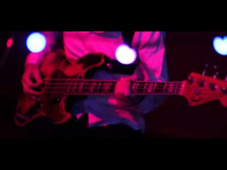 Ella es tan cargosa - La banda de sonido de tu vida (video oficial)