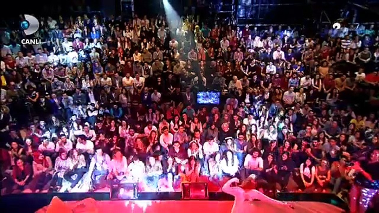 ZARA VİDEOLARI - Zara  ''Benim Hayatım-Mutlu Ol Yeter''  [Beyaz Show]