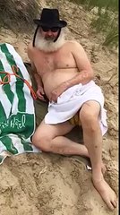 2016 Summer Vacation Randy Quaid goes Bananas